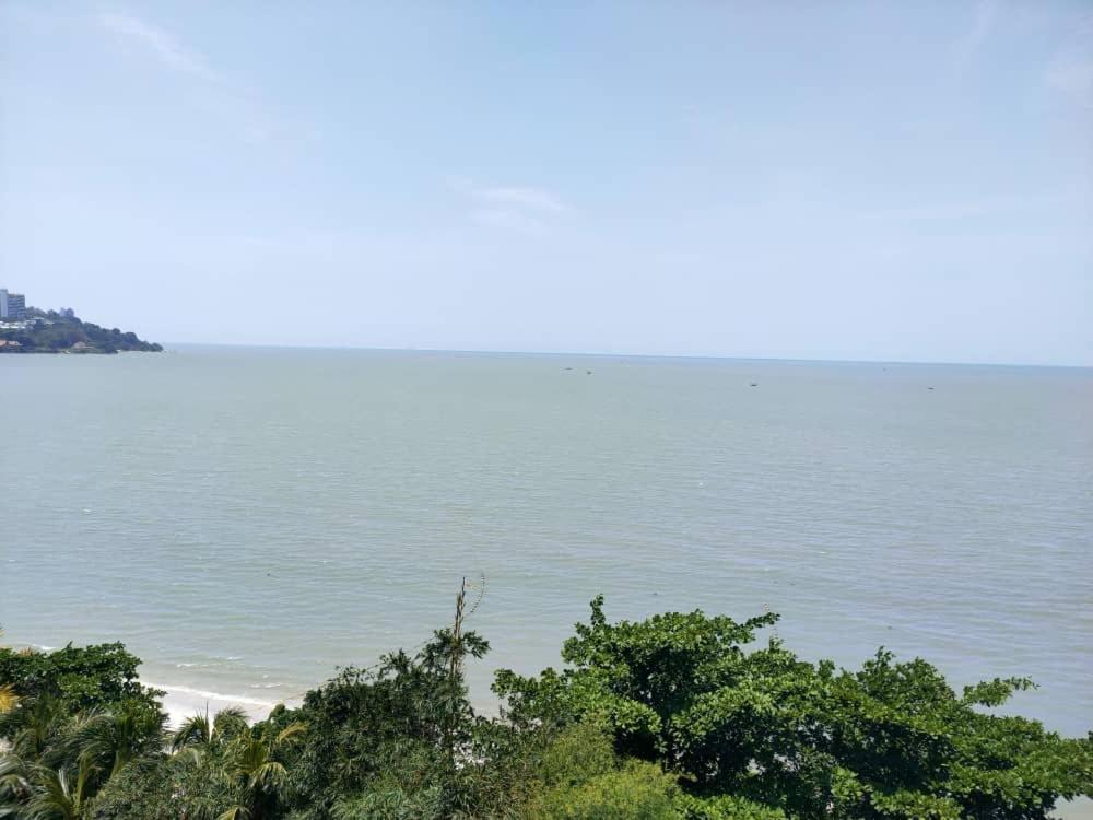 Beachfront Full Sea Penang Tanjung Bungah  Exteriér fotografie